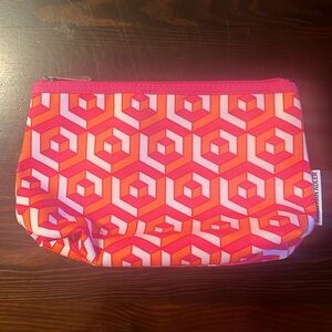 Cute Clinique Makeup Bag 💄NEW